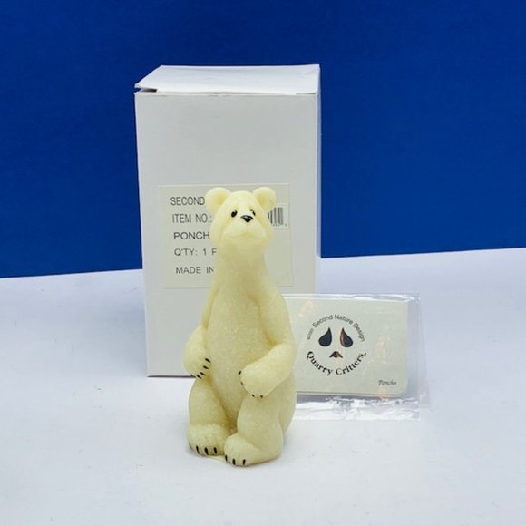 Quarry Critters Poncho Polar Bear figurine stone - Picture 5 of 5